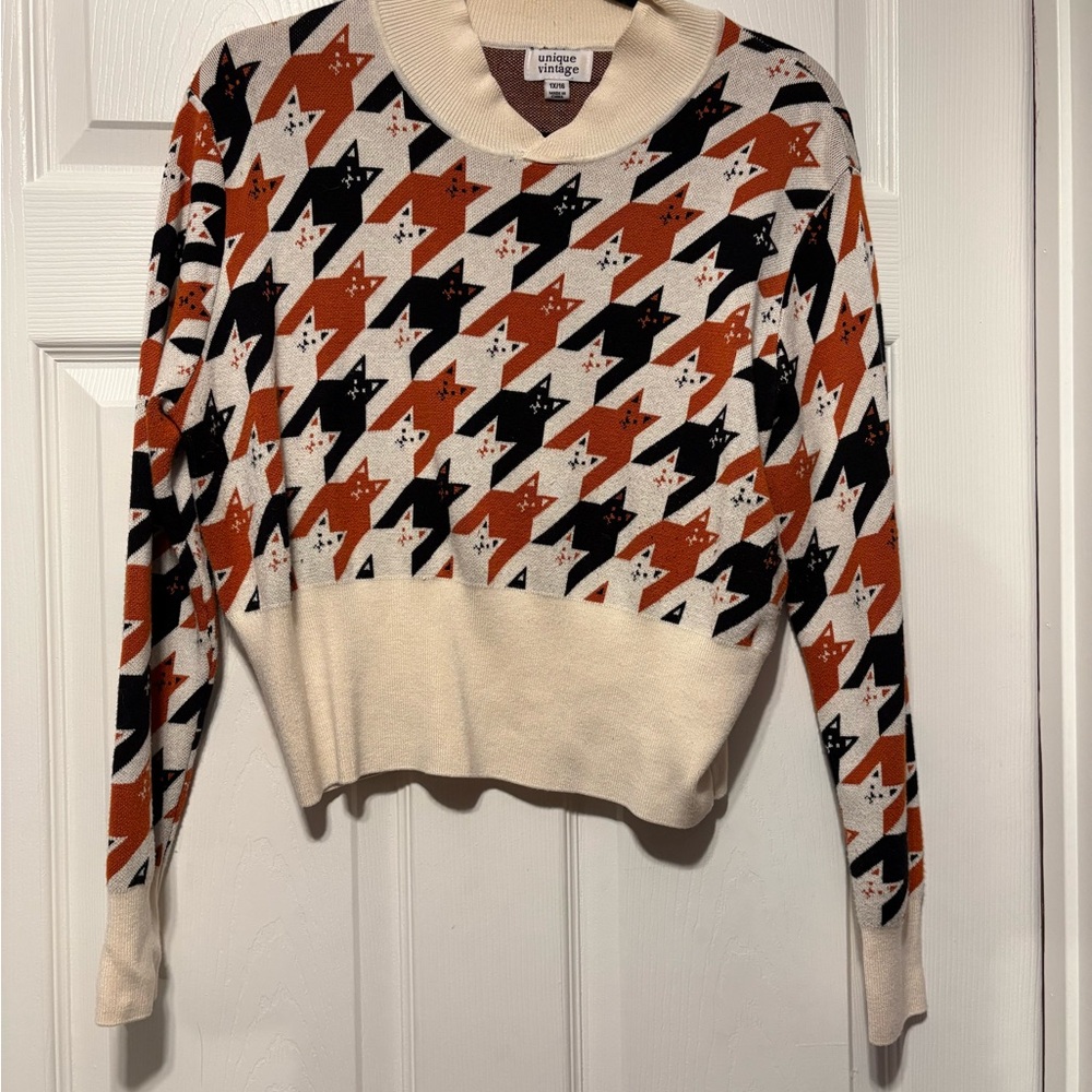 Unique Vintage Catstooth Pattern Sweater in Black, Orange, and Cream